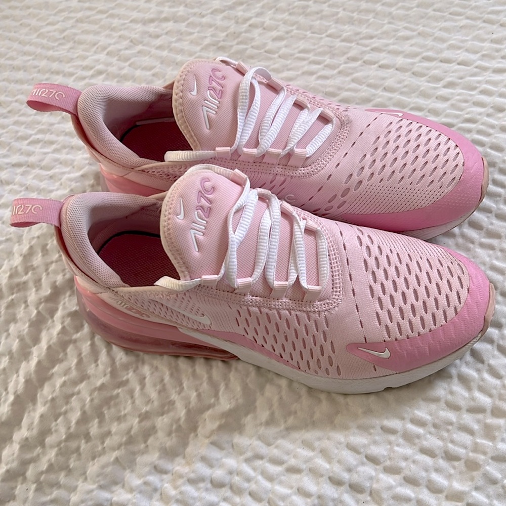 Pink Nike 270 women shoes